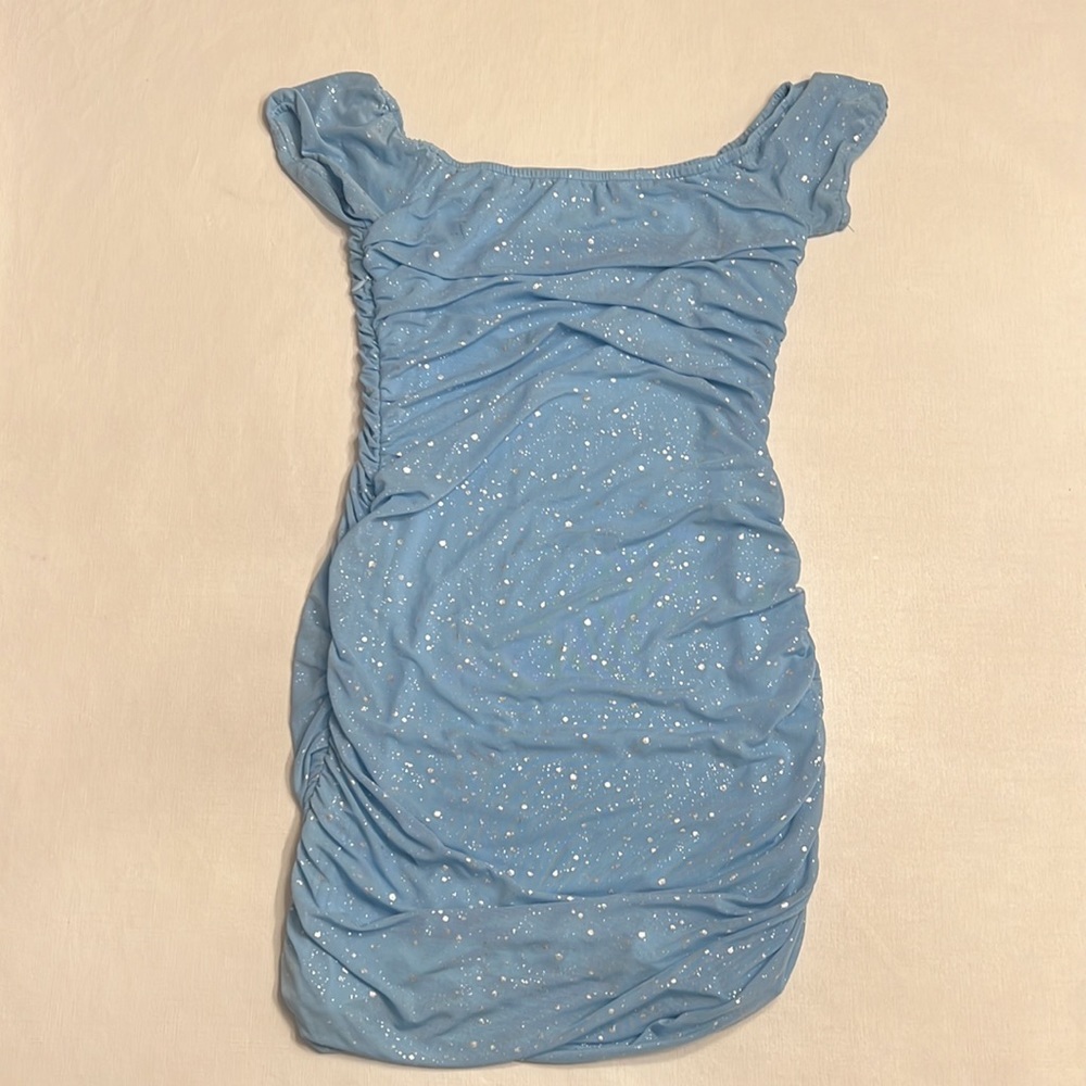 Light Blue Off-Shoulder Bodycon Dress - Picture 5 of 8